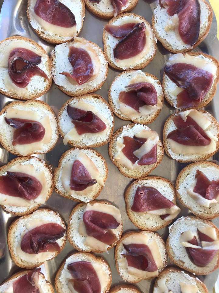 Petits toasts apéritifs Laparade