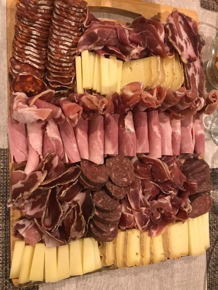 Plancha de charcuterie et de fromage Laparade