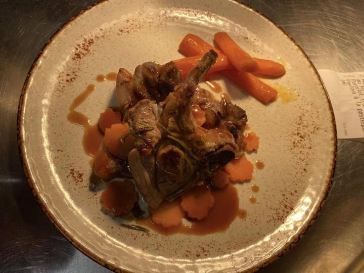 Assiette de viande aux légumes Laparade
